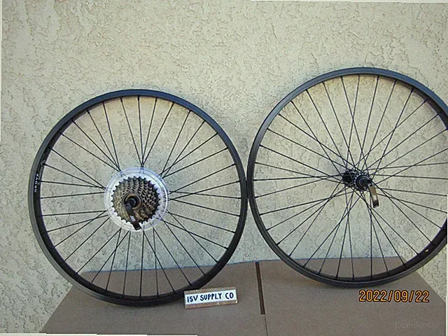 NEW 24'' X 2.125 BLACK ALUMINUM 7 SPEEDS BICYCLE RIM SET FOR MTB, CRUISER