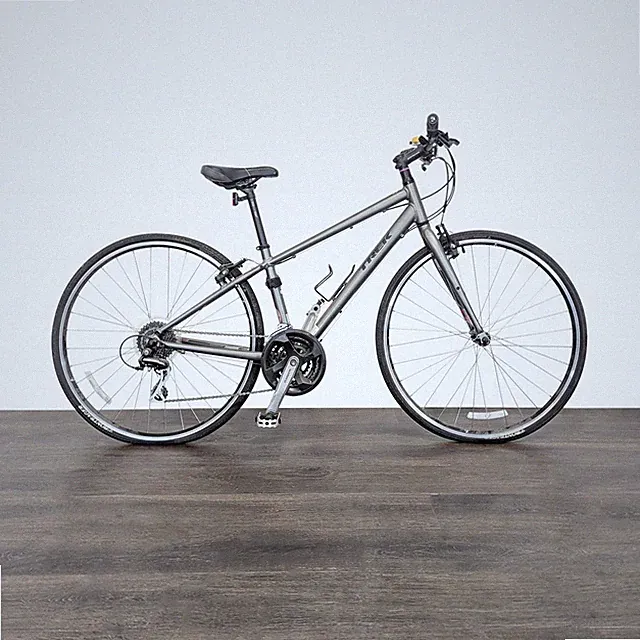 Trek Hybrid Fitness Bike - Lightweight, 24-Speed, Great Condition